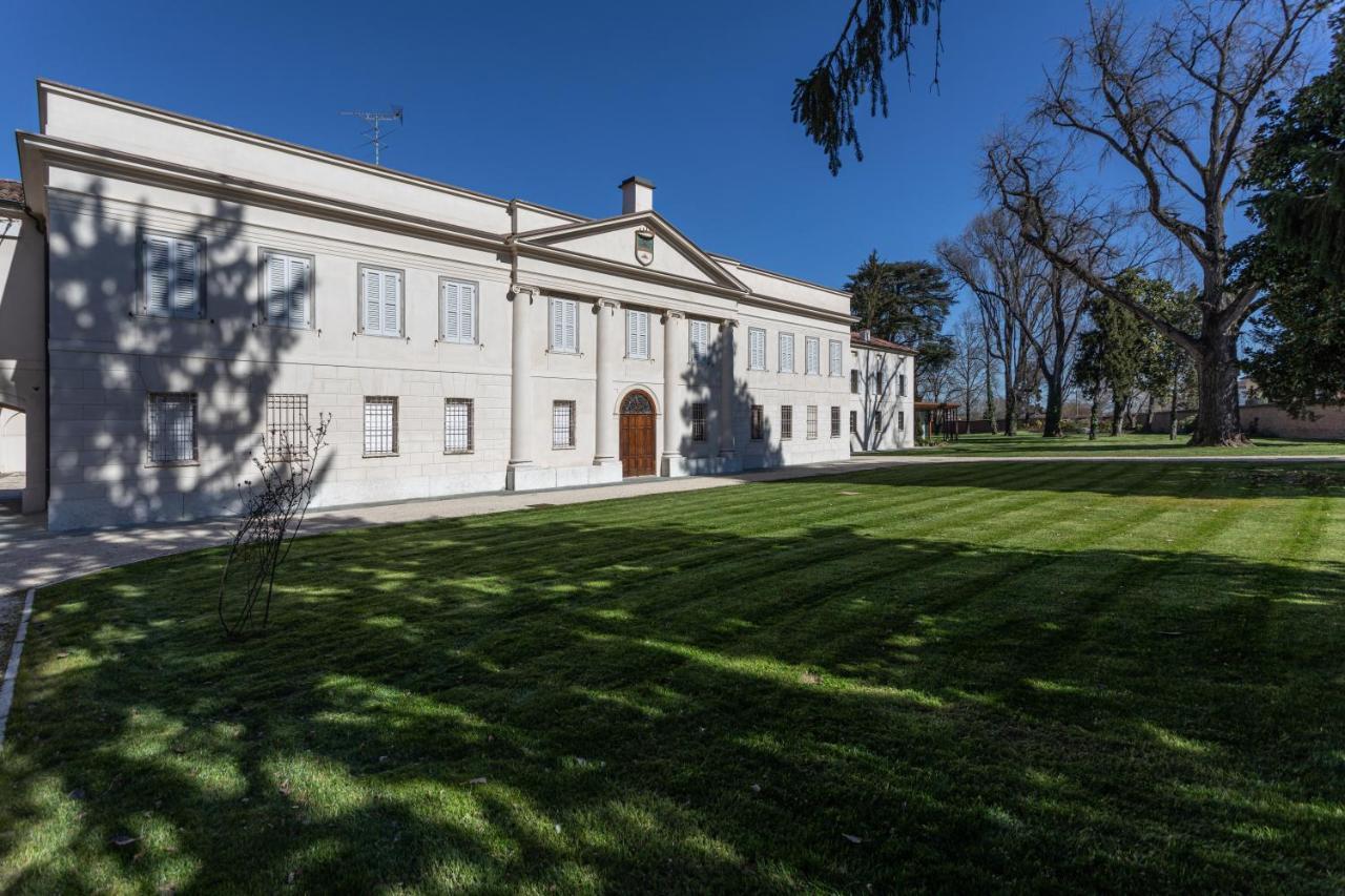Villa Cantoni Marca Саббьонета Екстер'єр фото